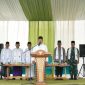 Bupati Kerinci Monadi S.Sos M.Si memimpin Apel Peringatan Hari Santri Nasional 2025 di Lapangan PTPN Kayu Aro, Rabu (22/10/2025).
