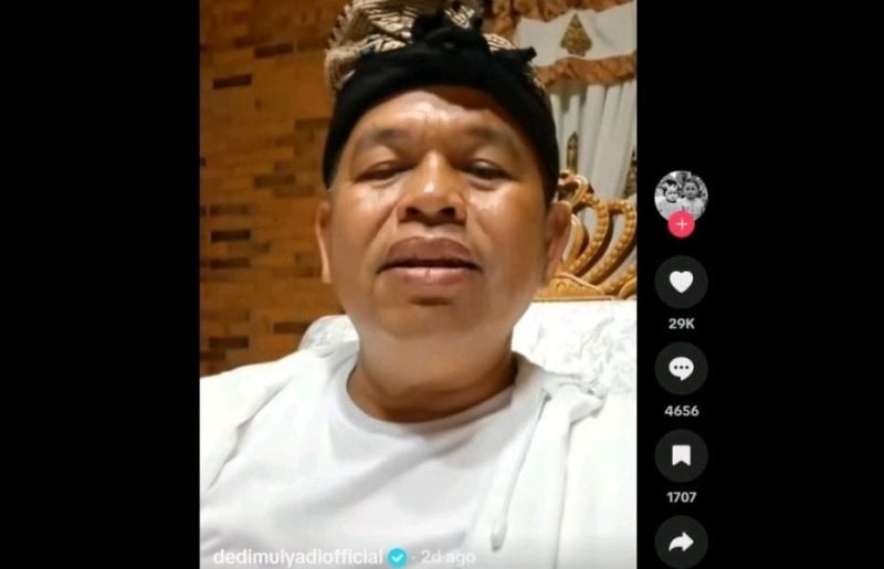 Gubernur Jawa Barat Dedi Mulyadi saat memberikan tanggapan mengenai dana Pemerintah Daerah Jawa Barat dalam bentuk giro, Kamis (23/10/2025) (Foto: tangkapan layar TikTok/dedimulyadiofficial)