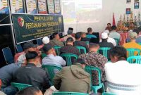 Satgas TMMD ke-126 Kodim 0417/Kerinci bersama Distanhorbun Kota Sungai Penuh memberikan penyuluhan kepada para petani kopi di Desa Sungai Jernih.