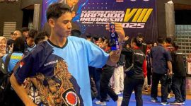 Rajab Hayatullah, siswa SMAN 1 Solok Selatan, usai meraih medali Juara 3 Nasional Cabor Hapkido di Surabaya.( Foto iNBrita)