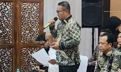 Wali Kota Sungai Penuh Alfin, SH, memberikan dukungan pada kunjungan Menteri Kesehatan RI di RSUD Raden Mattaher Jambi.