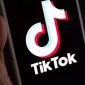 Ilustrasi TikTok, platform media sosial yang dibekukan sementara oleh Komdigi terkait dugaan monetisasi akun judi online.