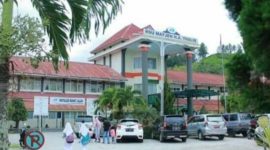 Tampak depan RSUD Mayjen H.A. Thalib Sungai Penuh yang kini berstatus Akreditasi Utama setelah pembenahan total di bawah kepemimpinan Wali Kota Alfin.


