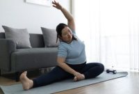 Dr. dr. M. Yamin, SpJP (K), SpPD, FACC, FSCAI, FAPHRS, FHRS, Spesialis Jantung dan Pembuluh Darah dari BraveHeart – Brawijaya Hospital Saharjo, saat menjelaskan proses dan pemulihan pasien pasca pemasangan ring jantung di Jakarta Selatan, Kamis (23/10/2025).