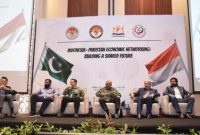 Delegasi Indonesia dan Pakistan berfoto bersama usai Indonesia–Pakistan Economic Networking Forum di Trade Expo Indonesia 2025, Jakarta.