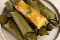 Lemet singkong yang baru dikukus siap disajikan
