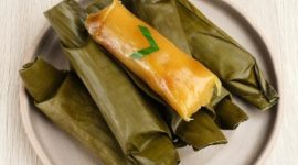 Lemet singkong yang baru dikukus siap disajikan