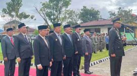 Emrizal menghadiri Upacara Hari Pahlawan 2025 di Kota Sungai Penuh.
