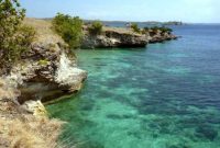Pantai Tanjung Ringgit di Kecamatan Jerowaru, Lombok Timur. (Foto: wikipedia.com)