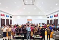 Wakil Walikota Sungai Penuh, Azhar Hamzah, membuka secara resmi Seminar Buku Muatan Lokal Budaya Daerah di Grand Hotel Kerinci, Selasa (11/11/2025).