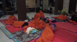 Para pengungsi banjir lahar dingin Gunung Semeru. (Nurhadi Wicaksono/detikJatim)
