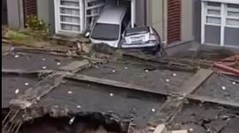 Kondisi gedung kampus UIN yang terdampak longsor.( Foto tangkapan layar)