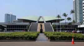 Suasana rapat Komisi III DPR saat membahas dan menyetujui RKUHAP untuk dibawa ke paripurna.