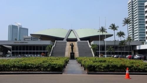 Suasana rapat Komisi III DPR saat membahas dan menyetujui RKUHAP untuk dibawa ke paripurna.