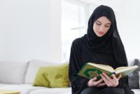 Membaca Ayat Kursi saat pagi dan malam menghadirkan perlindungan dari Allah SWT. (Foto: Unsplash)