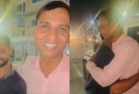 Santosh Patel akhirnya bertemu kembali dengan penjual sayur Salman Khan yang dulu sering membantunya saat kuliah di India.