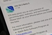 Tampilan iOS 26.2 Beta 3 dengan fitur AirDrop terbaru dan visual Liquid Glass yang telah disempurnakan.