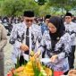 Ketua DPRD Sungai Penuh Hutri Randa menghadiri upacara HUT PGRI ke-80, Rabu (17/12).