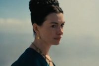 Anne Hathaway sebagai Penelope dalam cuplikan trailer film 'The Odyssey' (Foto: Tangkap layar Youtube/ Universal Pictures)