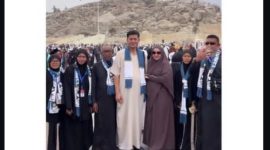 Foto: Tangkapan layar Bupati Aceh Selatan umrah di tengah banjir yang terjadi di Aceh. (Istimewa)