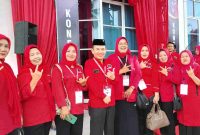 Hardizal bersama jajaran pengurus DPC PDIP Sungai Penuh usai ditetapkan kembali sebagai Ketua periode 2025–2030