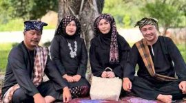 Walikota Alfin dan Bupati Monadi tampil kompak saat Balik Kudahin, memperkuat ikatan Sungai Penuh dan Kerinci.(Foto Humas Pemkot)