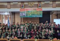 Walikota Sungai Penuh berfoto bersama usai monitoring pangan. ( foto Humas Pemkot )