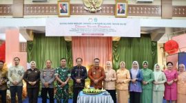 Walikota Alfin SH menghadiri HUT ke-26 DWP Kota Sungai Penuh, Kamis (11/12/2025).