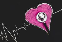 Dr Amin Tjubandi saat memaparkan pentingnya tidur berkualitas untuk menjaga fungsi jantung.