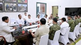 Prabowo pimpin rapat terbatas di Kodam Sumbar