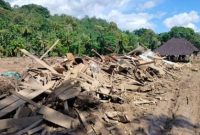 Kondisi banjir bandang melanda Salareh Aia, Kecamatan Palembayan, Kabupaten Agam. (ANTARA/Yusrizal)



