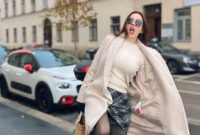 Pose random Aura Kasih saat liburan akhir 2025. Foto: Instagram/@aurakasih