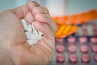 Ilustrasi obat. BPOM menemukan ribuan produk obat kuasi ilegal yang sudah terlanjur laris di marketplace sepanjang Januari?Juni 2025.(Pixabay)