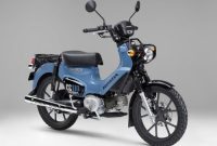 Honda Super Cub 110 Lite dan Cross Cub 110 Lite tampil dengan desain klasik dan gaya petualang untuk pasar Jepang.