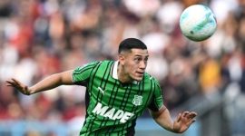 Performa apik Jay Idzes di Sassuolo kabarnya membuat AC Milan dan Inter Milan kepincut. Foto: Getty Images/Image Photo Agency

