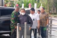 Taruna Fariadi tiba di Gedung KPK, Jakarta, Senin (22/12/2025), untuk menjalani pemeriksaan sebagai tersangka kasus dugaan pemerasan.