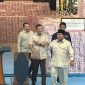 Presiden Prabowo Subianto menyampaikan sambutan saat acara penyerahan uang hasil penyelamatan keuangan negara di Kompleks Kejaksaan Agung, Jakarta, Rabu