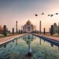 Taj Mahal di Agra kembali dinobatkan sebagai destinasi wisata paling populer di India pada 2024–2025.