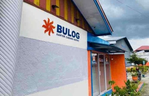 Bulog Kerinci  menyerap gabah petani (foto ist)