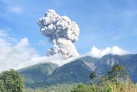 Gunung Marapi di Sumbar meletus(Foto: PGA Marapi)