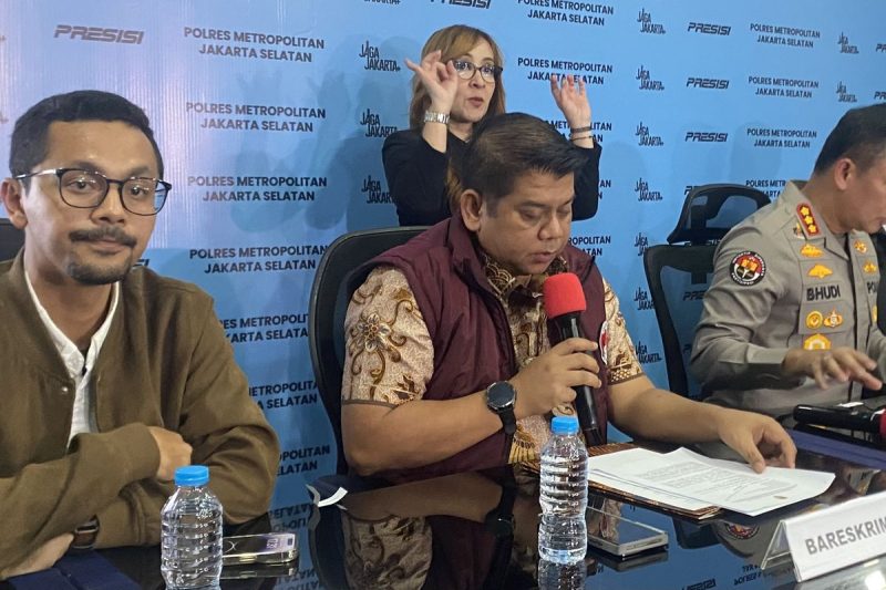 Kasubdit 3 Ditresnarkoba Bareskrim Polri, Kombes Pol Zulkarnain Harahap dalam konferensi pers ungkap kematian influencer Lula Lahfah, Jumat (30/1/2026).