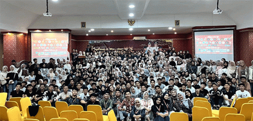 Siswa SLTA Kerinci dan Sungai Penuh mengikuti lomba Desain Grafis di Fusako Fest 2026.