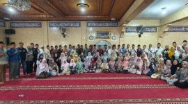 ASN Luhah Rio Jayo bersama tokoh adat menggelar pertemuan persiapan Kenduri Sko 6 Luhah Sungai Penuh 2026 di Mushala Nurus Sabah, Sungai Penuh.