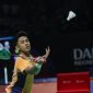 Alwi Farhan tampil solid saat mengalahkan wakil China Wang Zhengxing dalam laga 16 besar Indonesia Masters 2026 di Istora Senayan, Jakarta.