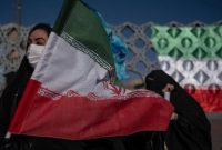 Demonstran terlibat bentrokan dengan aparat keamanan Iran dalam aksi protes akibat krisis ekonomi dan anjloknya nilai mata uang.