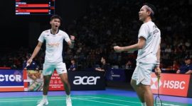 Fajar/Fikri lolos ke 16 besar Malaysia Open 2026 usai mengalahkan Fang Chih Lee/Fang Jen Lee di Axiata Arena.