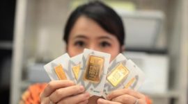 Harga emas Antam turun tipis Rp 1.000 per gram ke level Rp 2.916.000 pada Selasa (27/1/2026).