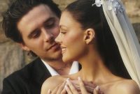 Sumber: Daily Mail, Celebrity Net Worth, Instagram @brooklynpeltzbeckham