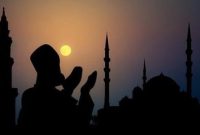 Ilustrasi membaca doa malam Isra Miraj 27 Rajab. Foto: Mohamed Hassan/Pixabay