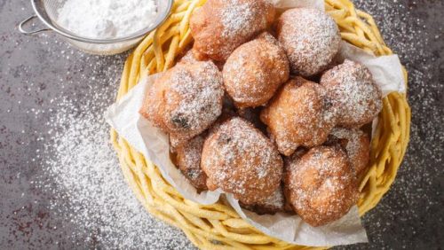 Aneka olahan singkong tampil lezat dan modern sebagai camilan hingga peluang usaha kuliner.